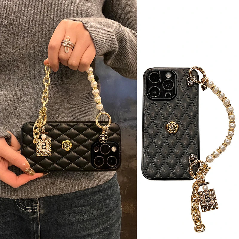 Capa de Luxo com Corrente e Flor 3D para iPhone 17 16 15 14 13 12 11 Pro Max
